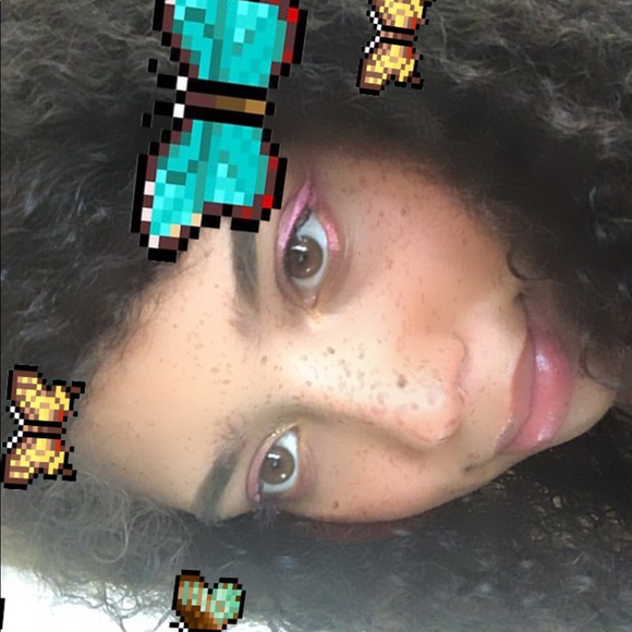 Meet your Posher, Audrey - Picture 1 of 1